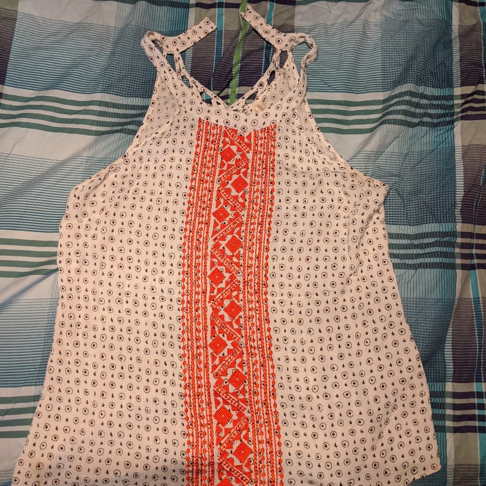 Skies Are Blue embroidery detail halter tank